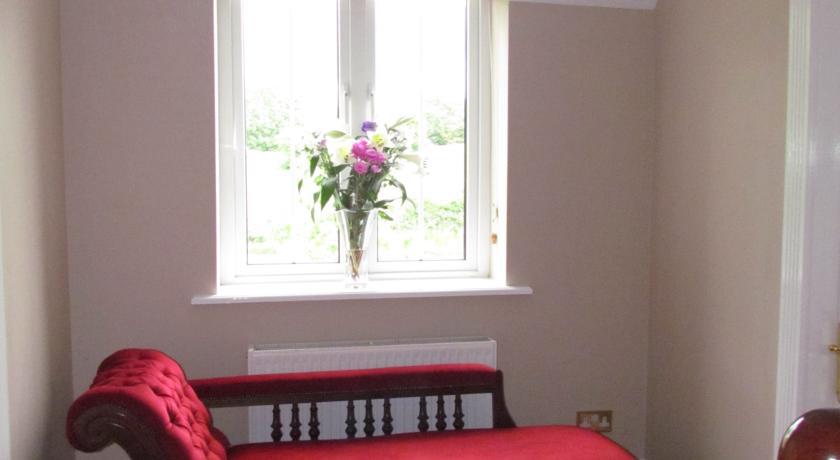 פורטומנה Gate Lodge B&B חדר תמונה